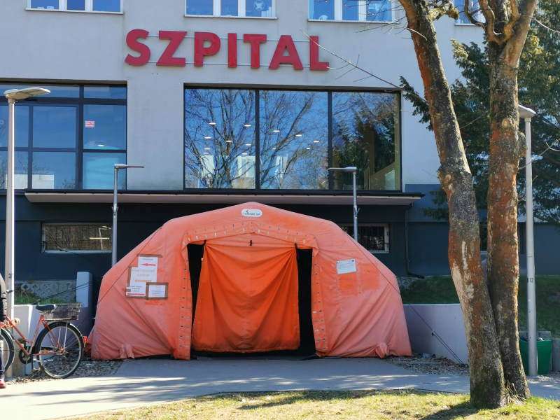 Z dniem 1 kwietnia znika namiot spod kołobrzeskiego szpitala